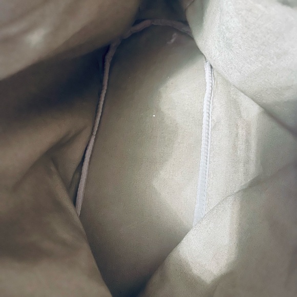 Agnes B enamel leather shoulder bag - Picture 7 of 13